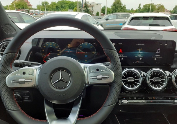 Mercedes-Benz EQB cena 279999 przebieg: 4, rok produkcji 2023 z Golina małe 529